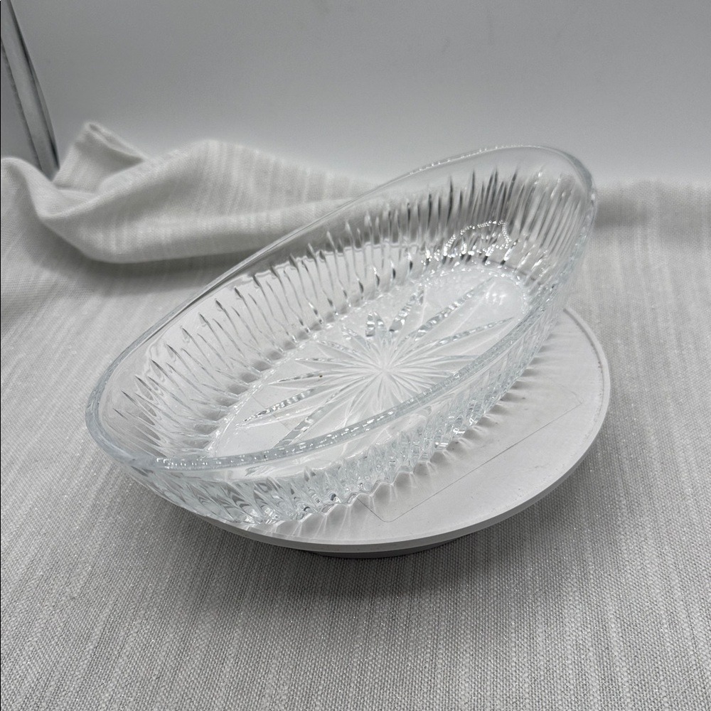 Princess house, crystal oval, serving bowl for vegetables or cheese and crackers